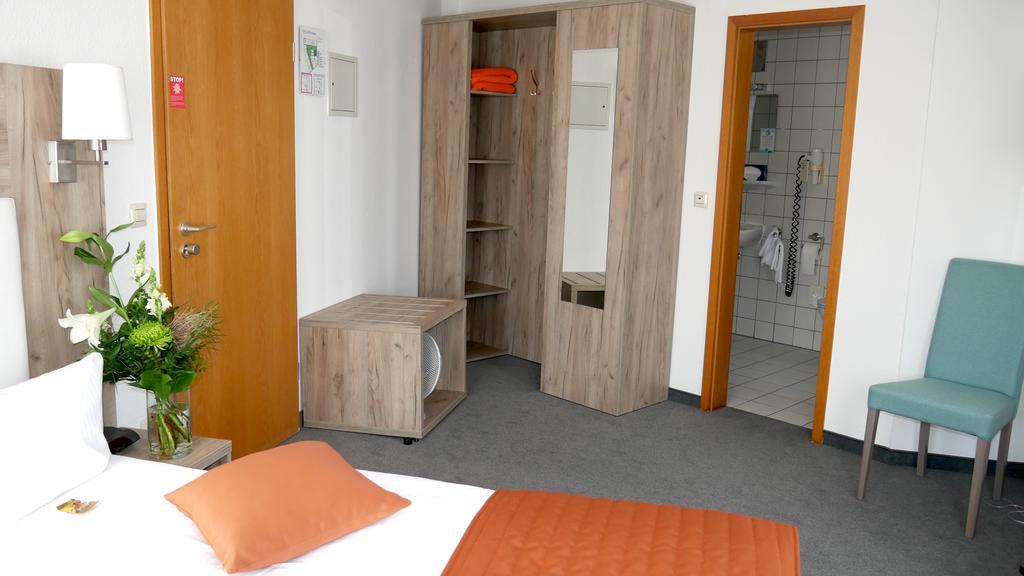 Komfort Hotel Ludwigsburg Bagian luar foto
