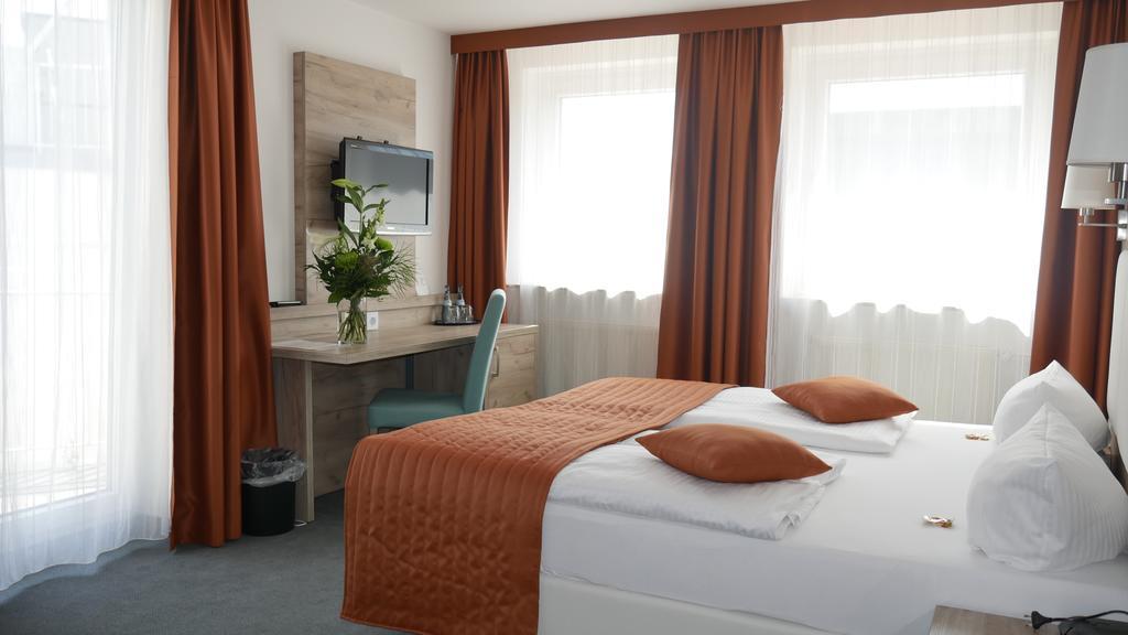 Komfort Hotel Ludwigsburg Bagian luar foto