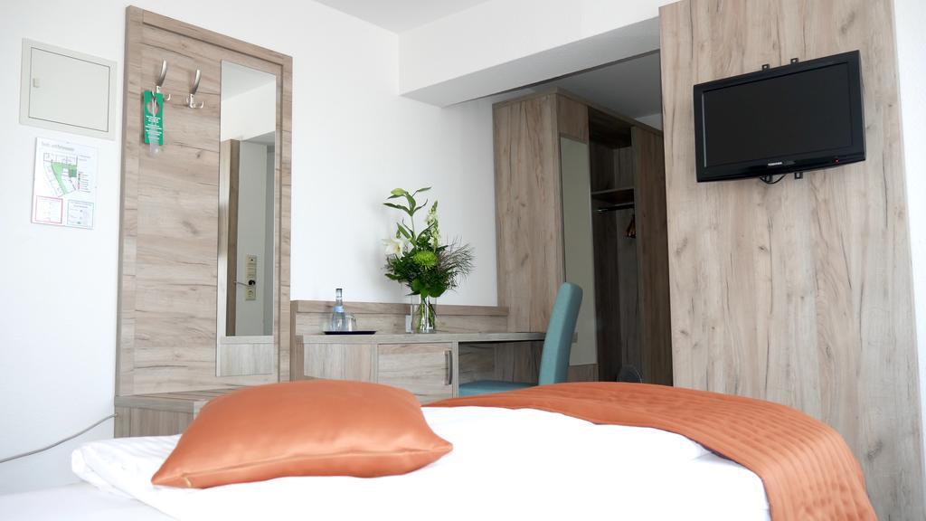 Komfort Hotel Ludwigsburg Bagian luar foto