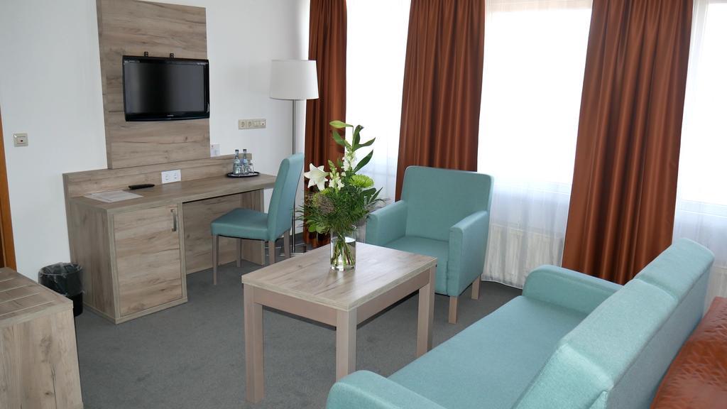Komfort Hotel Ludwigsburg Bagian luar foto