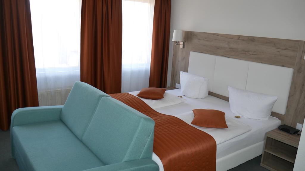Komfort Hotel Ludwigsburg Bagian luar foto