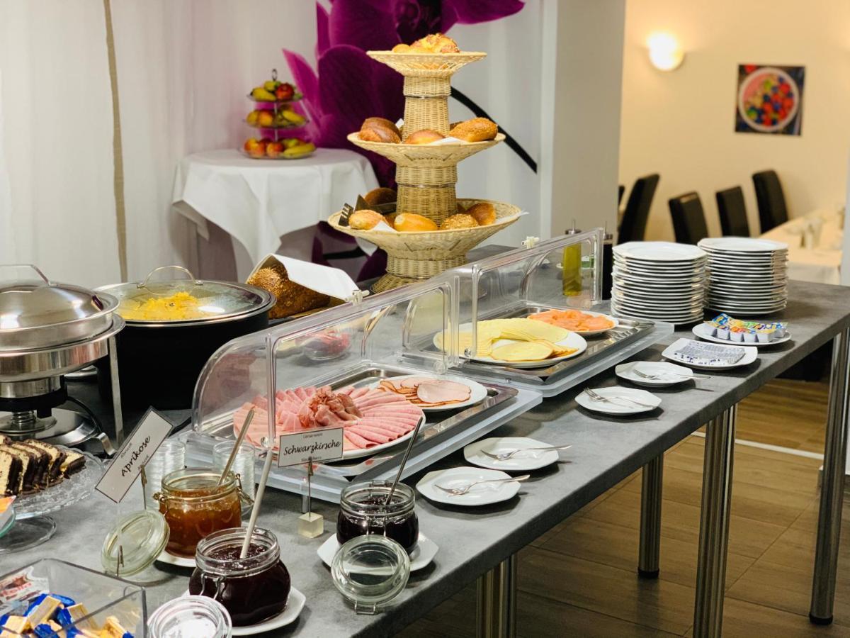 Komfort Hotel Ludwigsburg Bagian luar foto